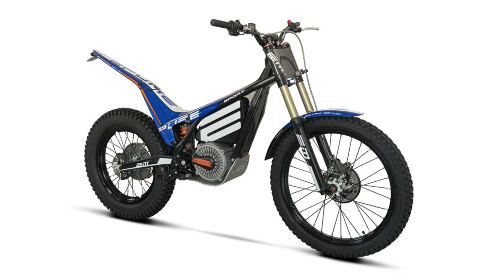 EPURE-SPORT-3-4-AVANT-DROIT